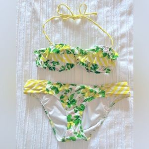 Victoria's Secret Lemon Bikini Set S/32A Yellow & Green Ruffled & Stripes